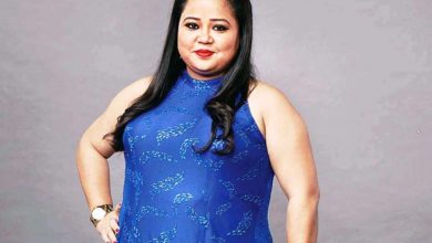 Photo of ड्रग्स मामले में एनसीबी ने मशहूर कॉमेडियन भारती सिंह के घर पर मारा छापा