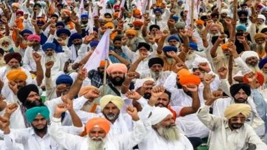 Photo of किसान आंदोलन में फूट की ख़बर, आज होने वाली 40 संगठनों की बैठक रद्द