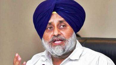 Photo of पंजाब: अकाली दल प्रमुख सुखबीर सिंह बादल की गाड़ी पर हमला, चलीं गोलियां