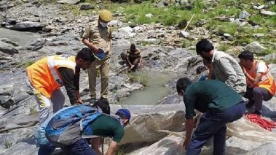 Photo of जम्मू-कश्मीर: बादल फटने से 5 लोगों की मौत, कई लापता