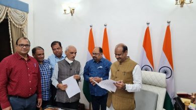 Photo of IFWJ के प्रतिनिधिमंडल ने की लोकसभा स्पीकर से मुलाकात, मीडिया कमेटी बनाने पर सैद्धांतिक सहमति