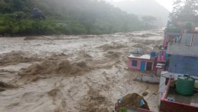 Photo of भारी बारिश और भूस्खलन से कई राज्यों में तबाही, अब तक 76 की मौत