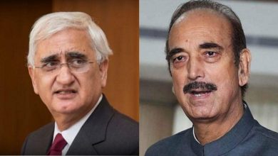 Photo of हिंदुत्व की तुलना आतंकी समूहों से: आजाद की आपत्ति पर खुर्शीद की सफाई