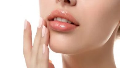 Photo of सर्दियों के मौसम में फटते और सूखते  होठों का इस तरह रखें ख़याल