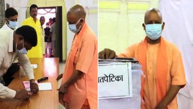Photo of उप्र एमएलसी चुनाव: 27 सीटों पर मतदान जारी, सीएम योगी ने गोरखपुर में डाला वोट