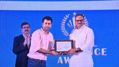 Photo of चिकित्सा के क्षेत्र में जागरूकता कार्यक्रम में योगदान के लिए Vision Group सम्मानित