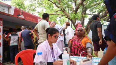 Photo of राजेश सिंह दयाल फाउंडेशन द्वारा सलेमपुर (देवरिया) में आयोजित मेगा निःशुल्क स्वास्थ्य कैम्प का हुआ समापन