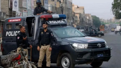Photo of पाकिस्तान कंगाल,अब पुलिस के साथ मिलकर लूटपाट