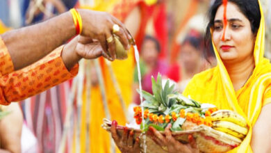 Photo of Chhath Puja 2023: छठ पूजा महापर्व पर नारंगी सिंदूर ही क्यों, नाक से मांग तक सिंदूर की कहानी