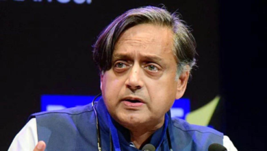 Photo of शशि थरूर के PA गोल्ड स्मगलिंग में दिल्ली एयरपोर्ट पर गिरफ्तार