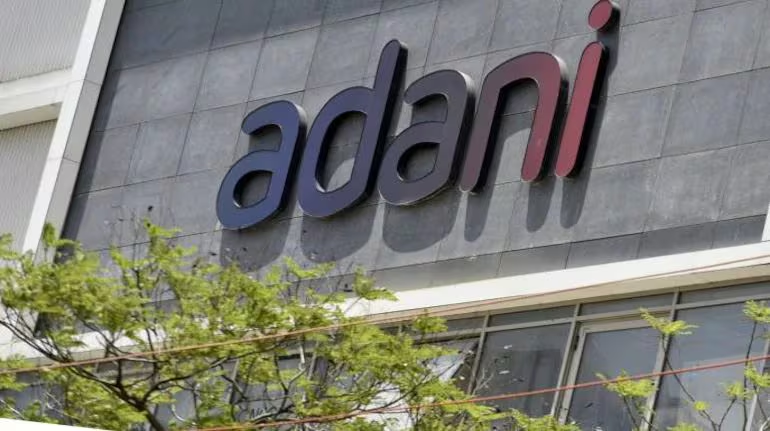 Adani Stocks: हिंडनबर्ग की नई रिपोर्ट के बाद अदाणी ग्रुप के शेयरों में भारी गिरावट