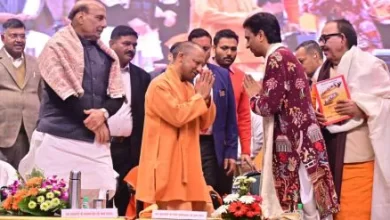 Photo of मोदी जी बहुत अच्छे प्रधानमंत्री हैं…कुमार विश्वास ने CM Yogi को लेकर कर दी ये भविष्यवाणी