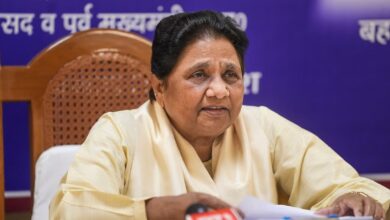 Photo of सपा विधायक से रिश्तेदारी BSP नेता को पड़ा भारी…शादी का भुगता खामियाजा