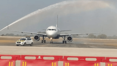 Photo of Noida Airport पर विमान की फर्स्‍ट लैंडिंग सफल, कमर्शियल फ्लाइट का रास्‍ता साफ