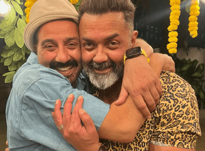 Photo of Bobby Deol के बर्थडे पर सनी देओल ने शेयर की तस्वीर, जमकर लुटाया प्यार