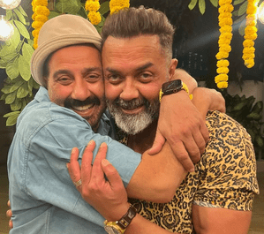 Bobby Deol के बर्थडे पर सनी देओल ने शेयर की तस्वीर