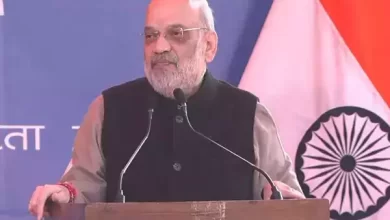 Photo of ‘संतजनों का आशीर्वाद लेने के लिए उत्सुक हूं’, कुंभ में स्नान करने से पहले बोले अमित शाह