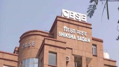 Photo of CBSE 10वीं और 12वीं की बोर्ड परीक्षाएं शुरू…7800 केंद्रों पर 4 लाख छात्र होंगे शामिल