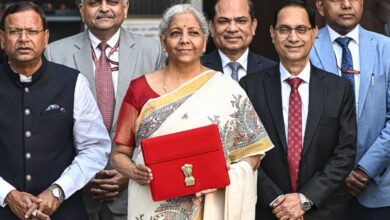 Photo of Budget 2025: बजट से पहले सोशल पर छायी वित्त मंत्री, जानें वजह…