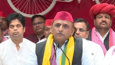 Photo of नारी वंदना का ढोंग रचने वाली भाजपाइयों की सोच महिला विरोधी : अखिलेश यादव