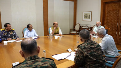 Photo of DGMO वार्ता से पहले PM Modi की अहम बैठक, CDS और तीनों सेनाओं के प्रमुख मौजूद