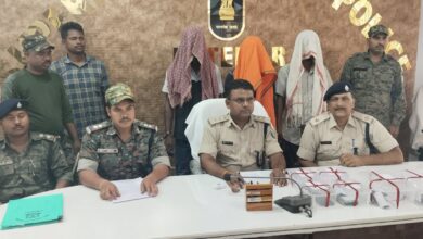 Photo of PLFI के मंसूबे पर फिरा पानी… लातेहार के जंगल से तीन मोस्ट वांटेड नक्सली गिरफ्तार
