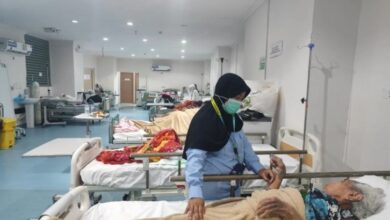 Photo of Saudi Arabia में 99 इंडोनेशियाई हज यात्री निमोनिया से संक्रमित, एक की मौत