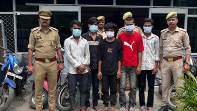 Photo of Noida में वाहन चोरी करने वाले गिरोह का पर्दाफाश, 19 बाइक और 2 स्कूटी बरामद