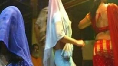 Photo of ऑर्केस्ट्रा में नाबालिग बच्चियों के साथ शर्मनाक हरकतें, बिहार पुलिस का एक्शन