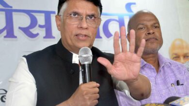 Photo of Bihar में नीतीश कुमार हैं और मुद्दे भी बेशुमार… पवन खेड़ा ने कसा तंज