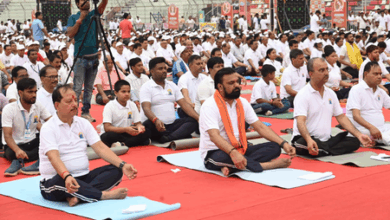 Photo of Bihar में योग के प्रति उत्साह, आमजन से लेकर मंत्रियों ने भी किया योगाभ्यास