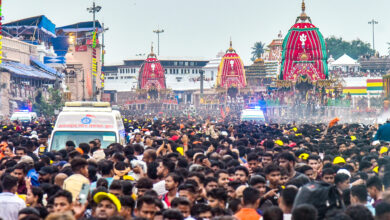 Photo of Puri रथ यात्रा के दूसरे दिन भगवान निकले मौसी के घर, भक्तों का उत्साह चरम पर
