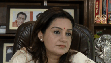 Photo of Priyanka Chaturvedi का बड़ा आरोप, प्रजातंत्र को खत्म करने में लगा चुनाव आयोग
