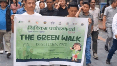 Photo of Sikkim में अनोखी मुहिम… ग्रीन वॉक! वाहन छोड़ वन मंत्री चले पैदल