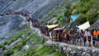 Photo of Amarnath Yatra के लिए दूसरा जत्था रवाना, तीर्थयात्रियों ने किया सुरक्षा व्यवस्था की सराहना