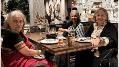 Photo of हिंदी सिनेमा की 3 ‘गोल्डन गर्ल्स’ ने साझा किए खास पल, खाने का उठाया लुत्फ