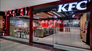 Photo of सावन के महीने में हिंदू रक्षा दलों ने बंद कराया KFC स्टोर, पुलिस ने दर्ज की FIR