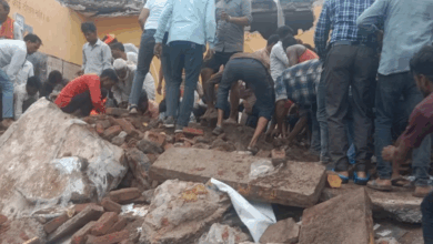 Photo of Jhalawar School Accident: राजस्थान में स्कूल की छत गिरने से 4 की मौत, कई बच्चे मलबे में दबे