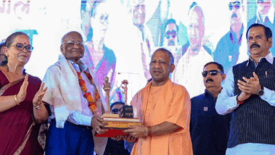 Photo of Kargil Vijay Diwas पर CM योगी ने शहीदों को किया नमन, परिजनों को किया सम्मानित