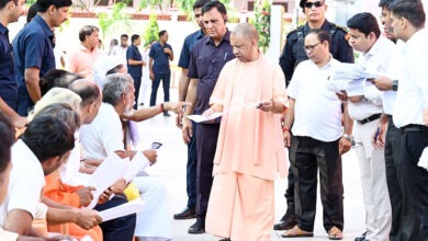 Photo of Janta Darshan के दौरान सीएम योगी ने दिए निर्देश, कब्जामुक्त कराएं गरीबों की जमीन
