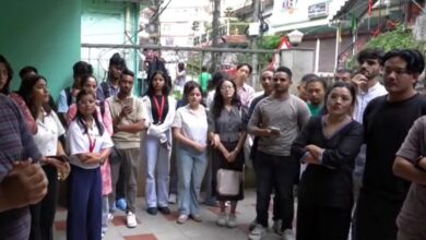 Photo of Sikkim University में नेपाली को विदेशी भाषा कहने पर आक्रोश, हिरासत में आरोपी छात्र