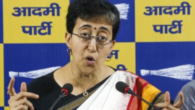 Photo of CM Rekha Gupta पर हमला निंदनीय, आतिशी ने कहा लोकतंत्र में हिंसा के लिए जगह नहीं