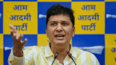 Photo of AAP नेता सौरभ भारद्वाज के घर ED की छापेमारी, अस्पताल निर्माण घोटाले में कार्रवाई