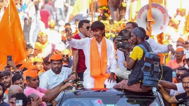 Photo of Mumbai में मराठा आरक्षण आंदोलन: मनोज जरांगे पाटिल आमरण अनशन पर बैठे, प्रशासन अलर्ट
