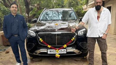 Photo of Sanjay Dutt ने खरीदी करोड़ों की SUV, वायरल हुआ लग्जरी कार का वीडियो