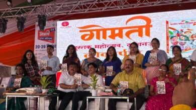 Photo of गोमती पुस्तक मेले में “भारतीय महिला स्वतंत्रता सेनानी” पुस्तक का हुआ विमोचन