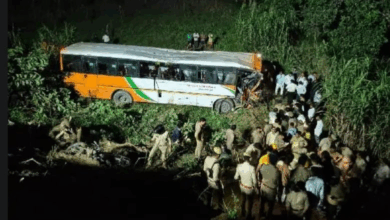 Photo of Lucknow Bus Accident: लखनऊ बस हादसे में कैसे हुई 5 लोगों की मौत, पता चल गई वजह