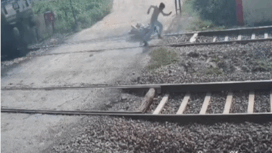 Photo of ग्रेटर नोएडा में दर्दनाक हादसा… शादी से एक महीने पहले युवक की ट्रेन की चपेट में मौत