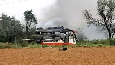 Photo of जयपुर में हाईटेंशन तारों से टकराई स्लीपर बस, दो की मौत और 10 से ज्यादा घायल