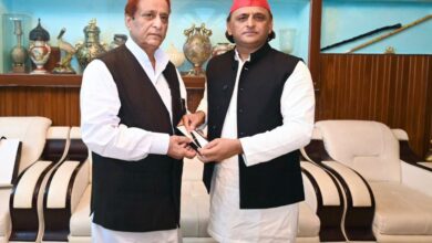 Photo of ‘वे हमारी पार्टी की धड़कन’…, आजम खान से मिलकर बोले अखिलेश यादव
